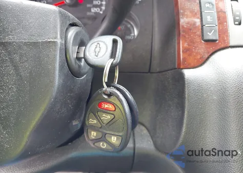 2013 Chevrolet Suburban 1500 Ltz из США, поврежденный, VIN 1GNSKKE76DR313941